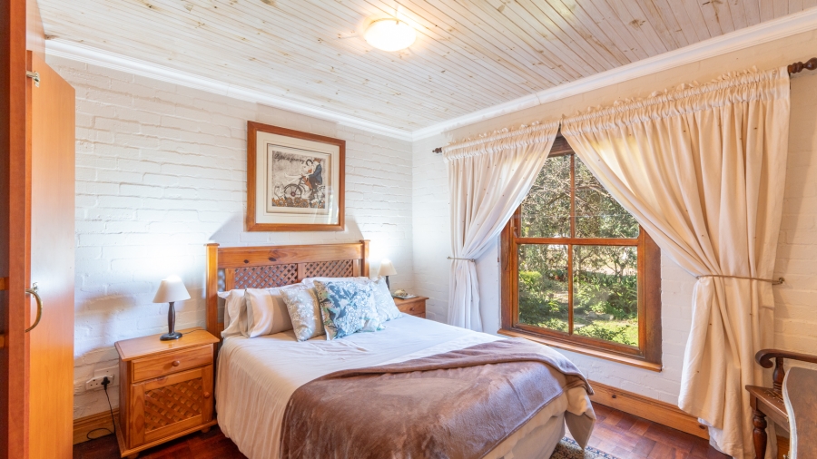 4 Bedroom Property for Sale in Bettys Bay Western Cape